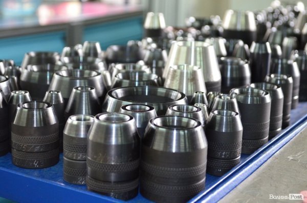 Як у Луцьку ремонтують авіадвигуни. ФОТО