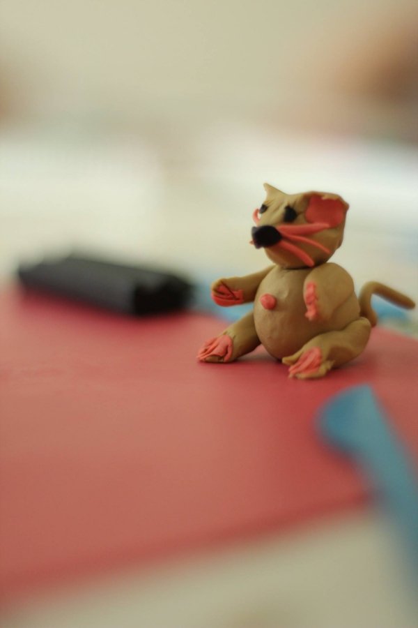 У Луцьку діти ліпили анімаційних персонажів з пластиліну. ФОТО