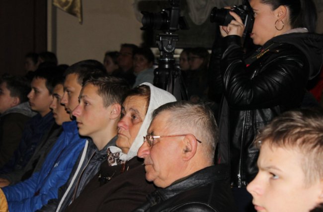 На Волині артисти ЗСУ дали концерт разом з фіналісткою «Голос. Діти-3». ФОТО