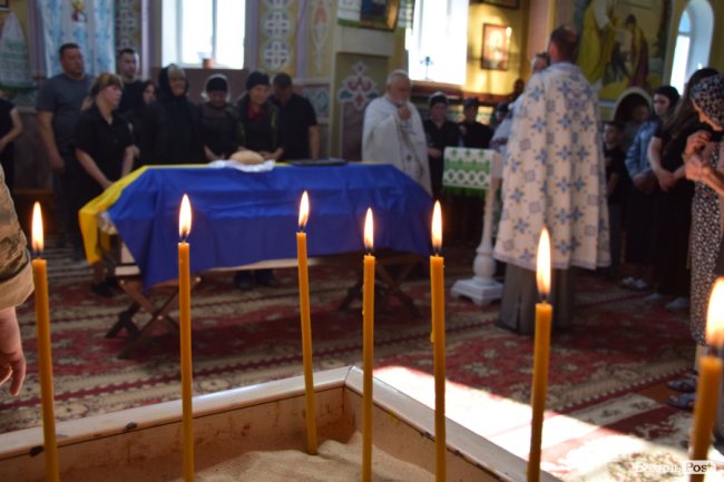 На Волині попрощалися з прикордонником Іллею Добринюком, який загинув біля Авдіївки. ФОТО