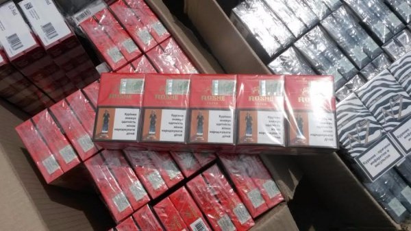 У селі на Волині продавали підроблену горілку. ФОТО