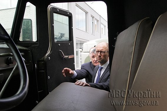 Нацгвардія отримала нову броньовану техніку. ФОТО. ВІДЕО
