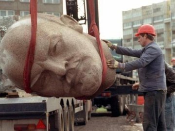 Підсумки декомунізації: скільки перейменовано і демонтовано