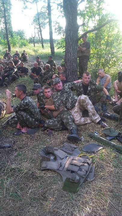 Бійців 51-ої бригади розважив волинський гурт. ФОТО