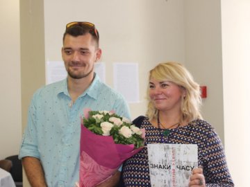 Луцька художниця показала свої «Знаки часу». ФОТО