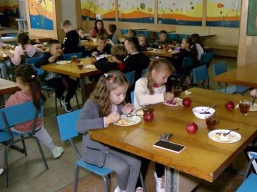 Скільки коштує обід у школах Луцька цьогоріч. ВІДЕО 
