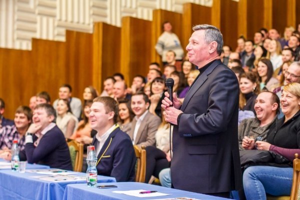Як у Луцьку смішили міського голову. ФОТО