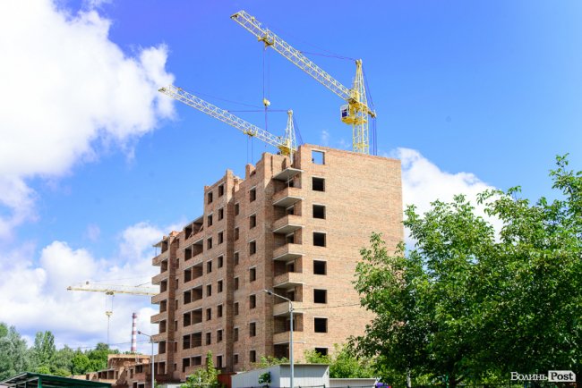 У Луцьку продовжують будувати комфортні та сучасні оселі у ЖК «Caramel Residence». ФОТО*