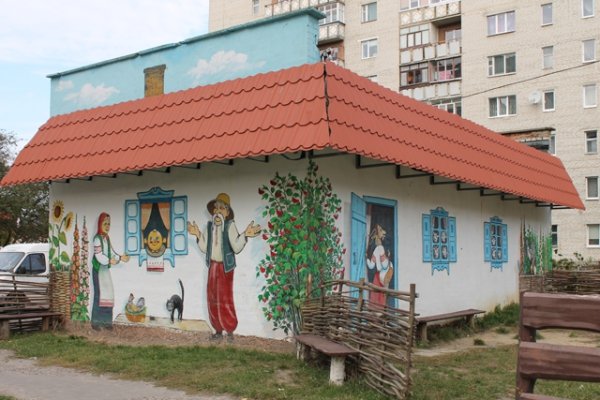 У Луцьку «змінили обличчя» трансформаторних підстанцій