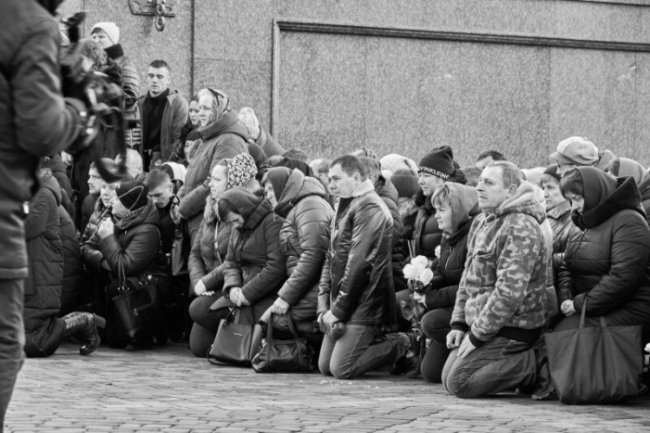 Лучани провели в останню дорогу загиблого Героя Андрія Гурного