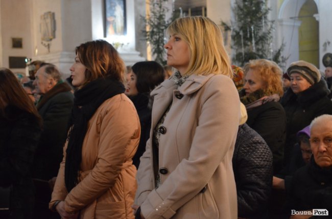 Магія Різдва: у луцькому соборі відбулося урочисте богослужіння. ФОТО