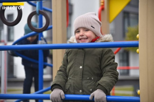 Маленьким лучанам влаштували екскурсію на будівництво ЖК «Супернова»*