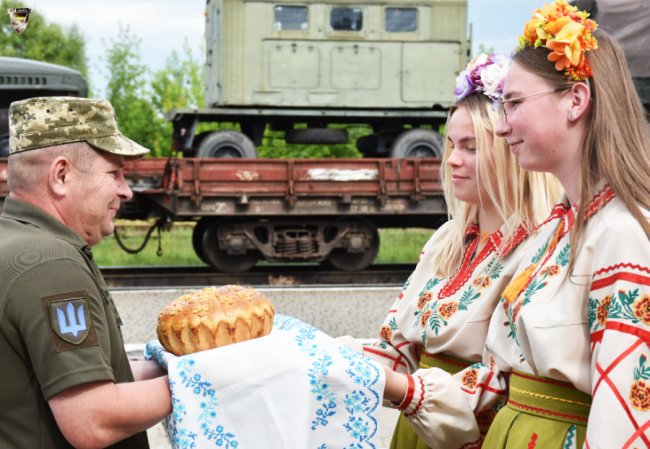 Повернулися додому: у Володимирі-Волинському зустріли військових з передової. ФОТО