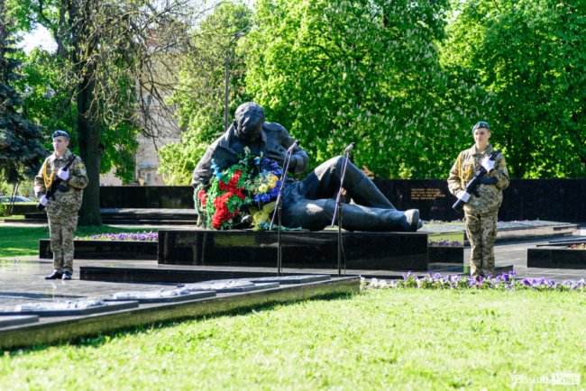 У Луцьку відзначають День пам'яті та примирення. ФОТО