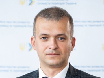 Заступника міністра затримали на хабарі на генераторах