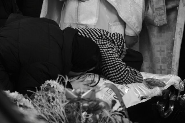 У Луцькій громаді провели в останню дорогу загиблих Героїв Сергія Каліщука та Євгена Марчука