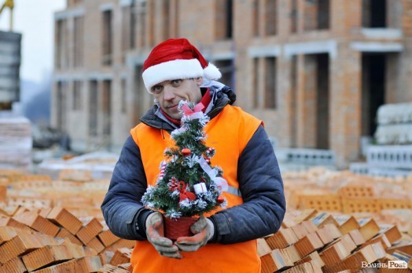 Новорічний настрій від будівельників ЖК «Юпітер» і «Супернова»  