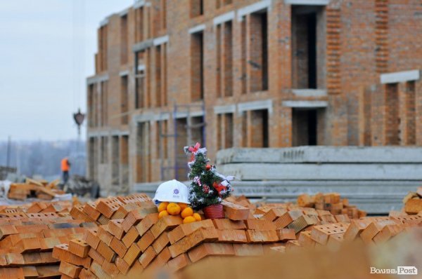 Новорічний настрій від будівельників ЖК «Юпітер» і «Супернова»  