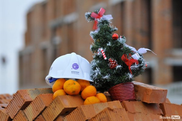 Новорічний настрій від будівельників ЖК «Юпітер» і «Супернова»  