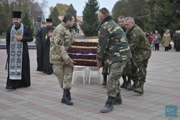 Загиблого Героя АТО зустріли на рідній Іваничівщині. ФОТО
