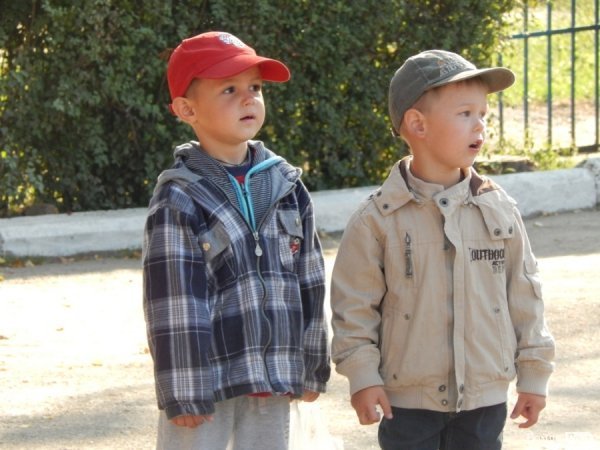 У луцькому садочку з’явився новий дитячий майданчик. ФОТО*