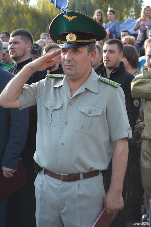 Ліцеїсти-першокурсики отримали погони та нове звання. ФОТО