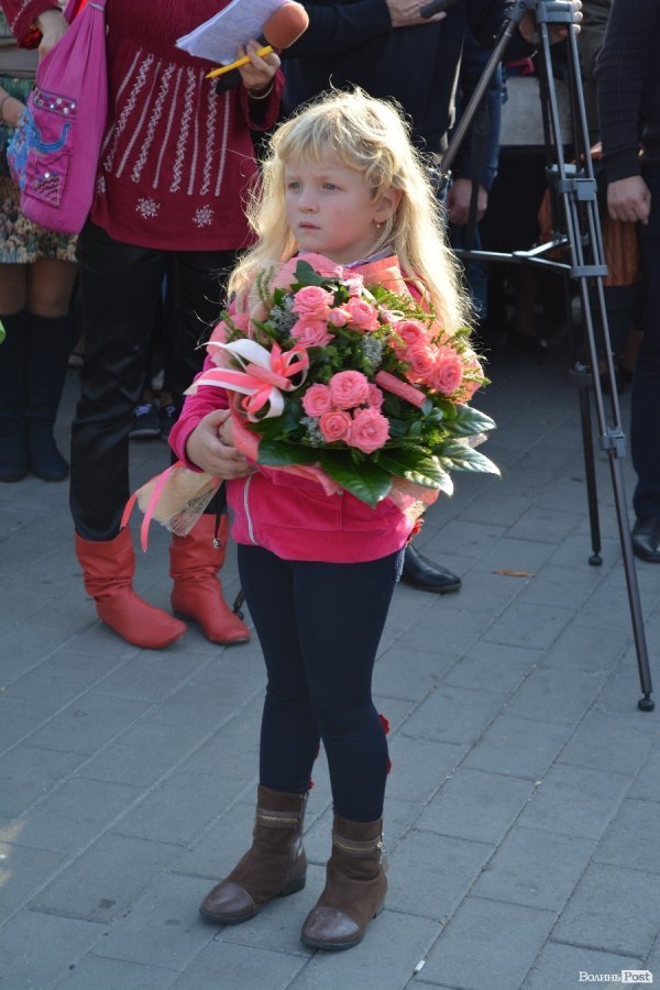 Ліцеїсти-першокурсики отримали погони та нове звання. ФОТО