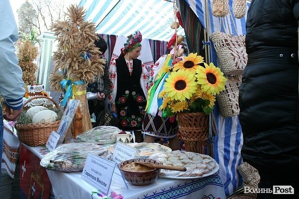 У центрі Луцька – ярмарок. ФОТО