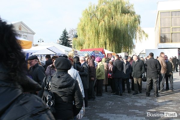 У центрі Луцька – ярмарок. ФОТО