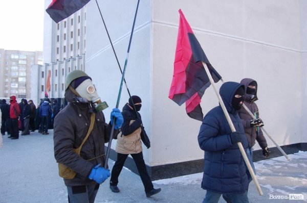 Волинська ОДА: штурм, який не відбувся. ФОТОРЕПОРТАЖ