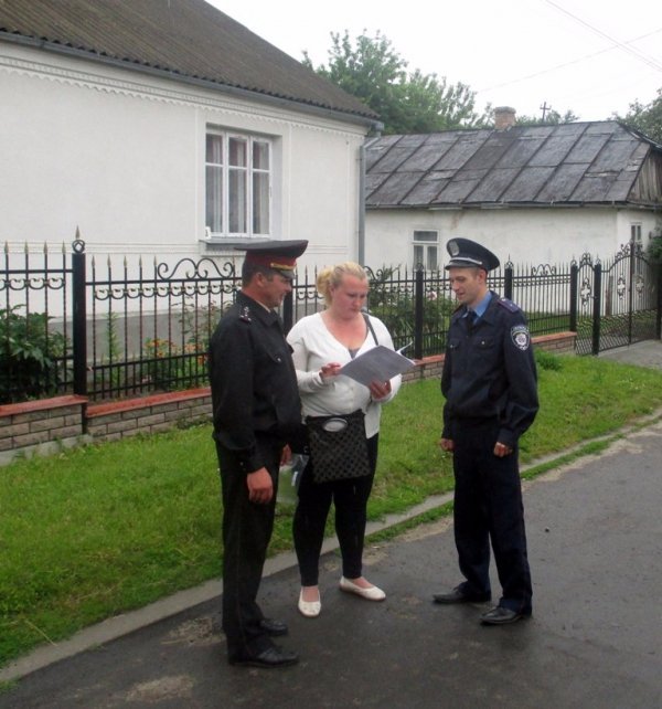 На Волині рятувальники навчають населення правилам пожежної безпеки у побуті. ФОТО