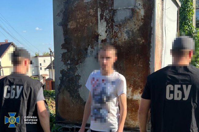 У Києві зрадники організували «спостережні пункти» в орендованих квартирах, щоб коригувати обстріли