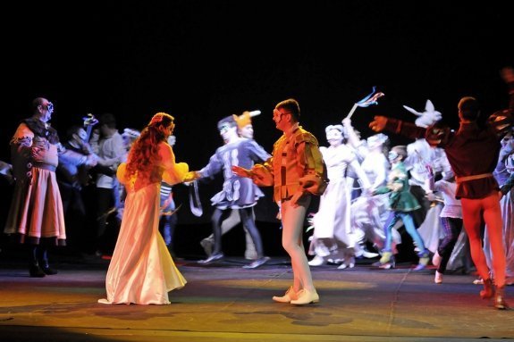 Відкрили основну сцену Волинського драмтеатру. ФОТО