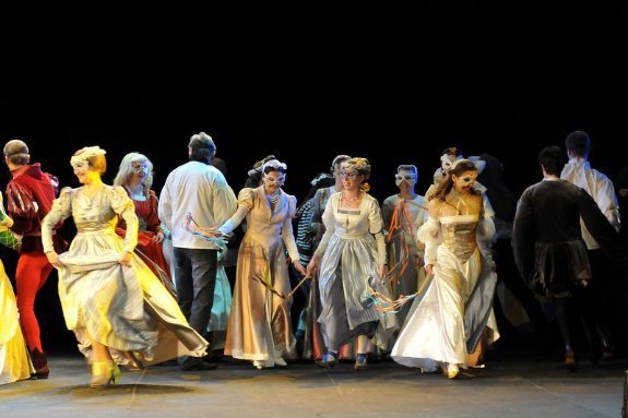 Відкрили основну сцену Волинського драмтеатру. ФОТО