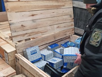 На Волинь намагалися ввезти санкційні російські автозапчастини. ФОТО