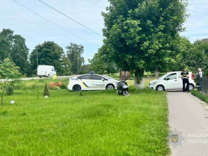 У Луцькому районі авто зіткнулося з електроскутером