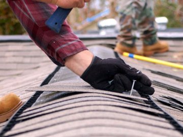 Школа, дитсадок, амбулаторія: у громаді на Волині проблема з капітальним ремонтом покрівлі. ВІДЕО