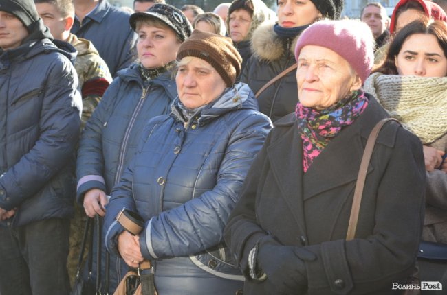 Загинув у день народження: Луцьк попрощався з воїном Віктором Лахаєм. ФОТОРЕПОРТАЖ