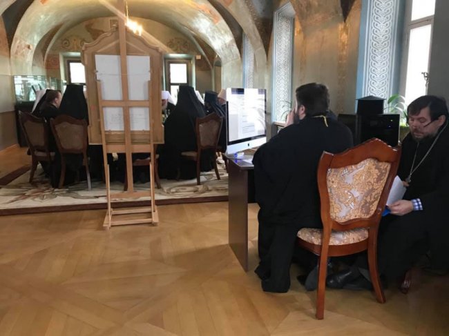 Священик з Волині показав закулісся першого засідання синоду ПЦУ. ФОТО