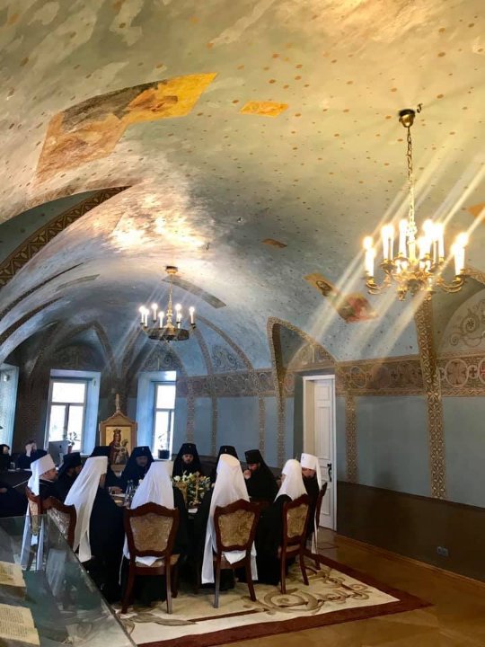 Священик з Волині показав закулісся першого засідання синоду ПЦУ. ФОТО