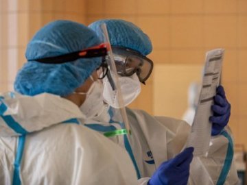 Одна людина померла і 362 нових хворих: ситуація з коронавірусом на Волині за минулу добу
