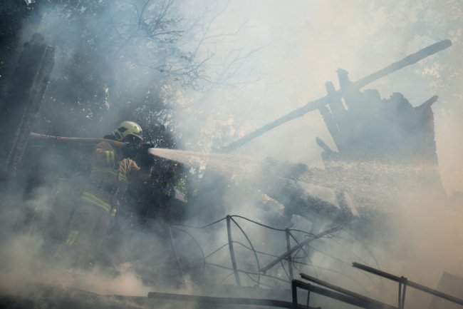 У Луцькому районі горіла літня кухня. ФОТО