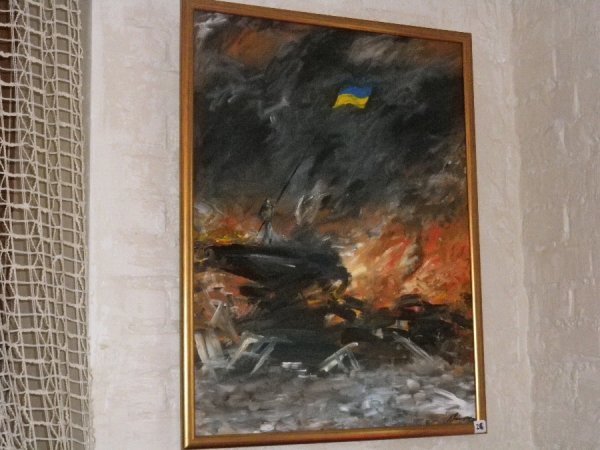 Художники Луцька збирають гроші для «Азову». ФОТО