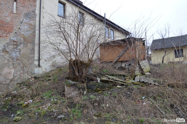 Нетуристичний Луцьк, або Що ховають під стінами замку Любарта. ФОТО