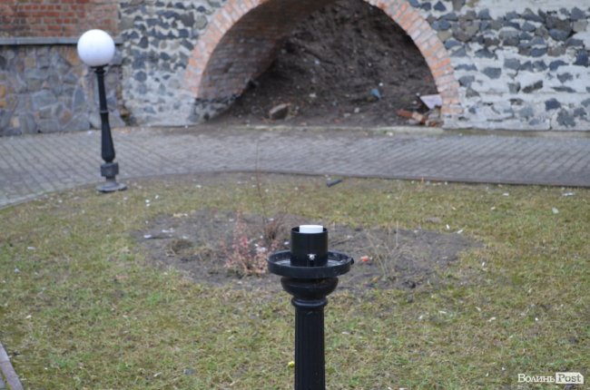 Нетуристичний Луцьк, або Що ховають під стінами замку Любарта. ФОТО