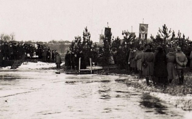 Як на Волині святкували  Водохреще понад 100 років тому. РЕТРОФОТО