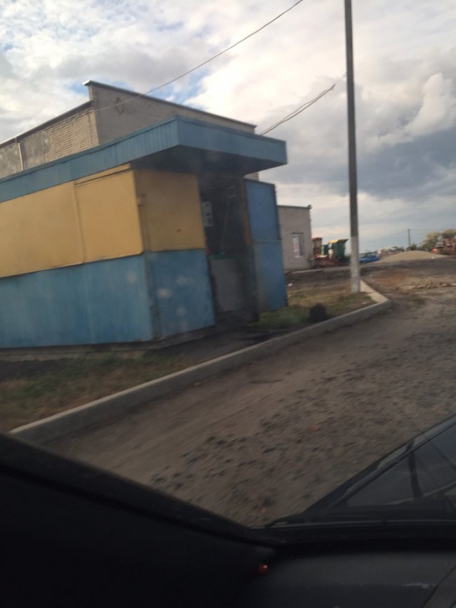 У селищі на Волині викрили підпільну заправку. ФОТО