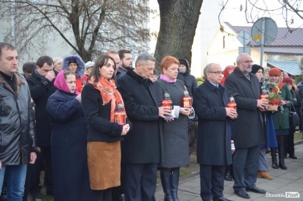 Лучани вшанували пам’ять жертв Голодомору