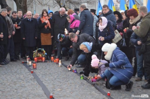 Лучани вшанували пам’ять жертв Голодомору