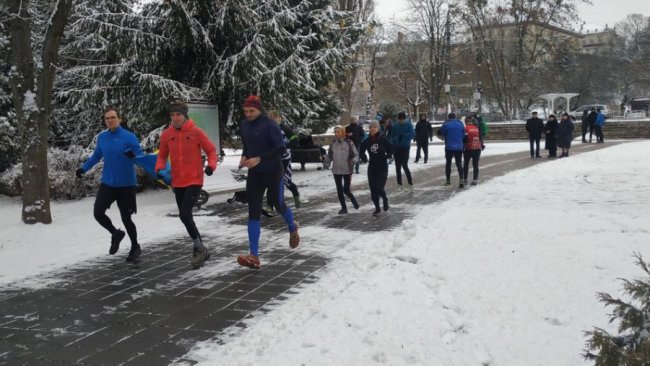 38 років – 38 кілометрів: у Луцьку бігли естафету в пам'ять про загиблого на війні Олександра Мартинюка